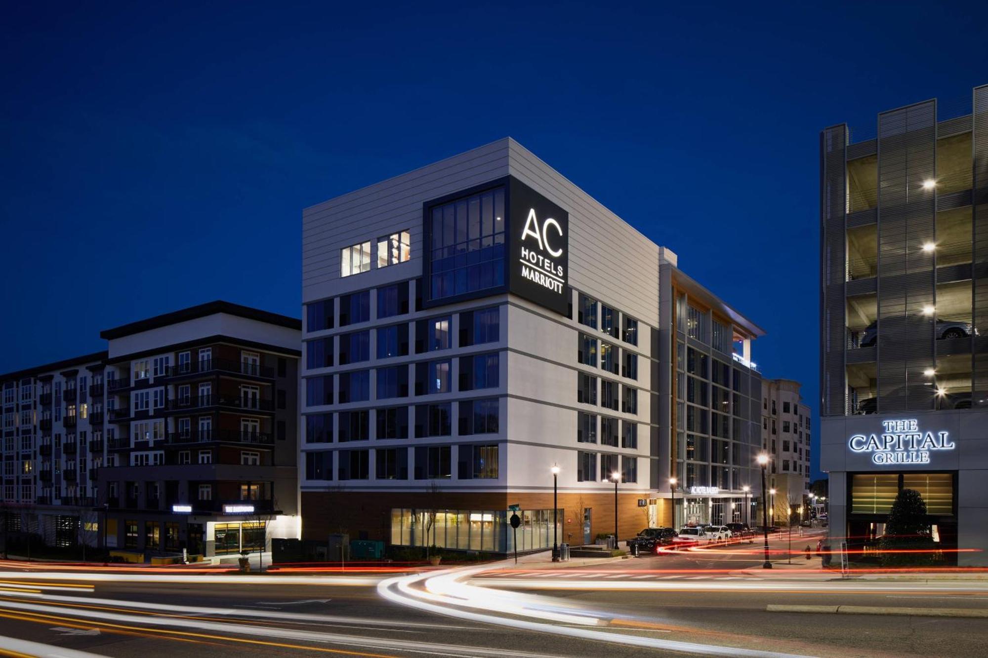 Ac Hotel By Marriott Raleigh North Hills Екстериор снимка
