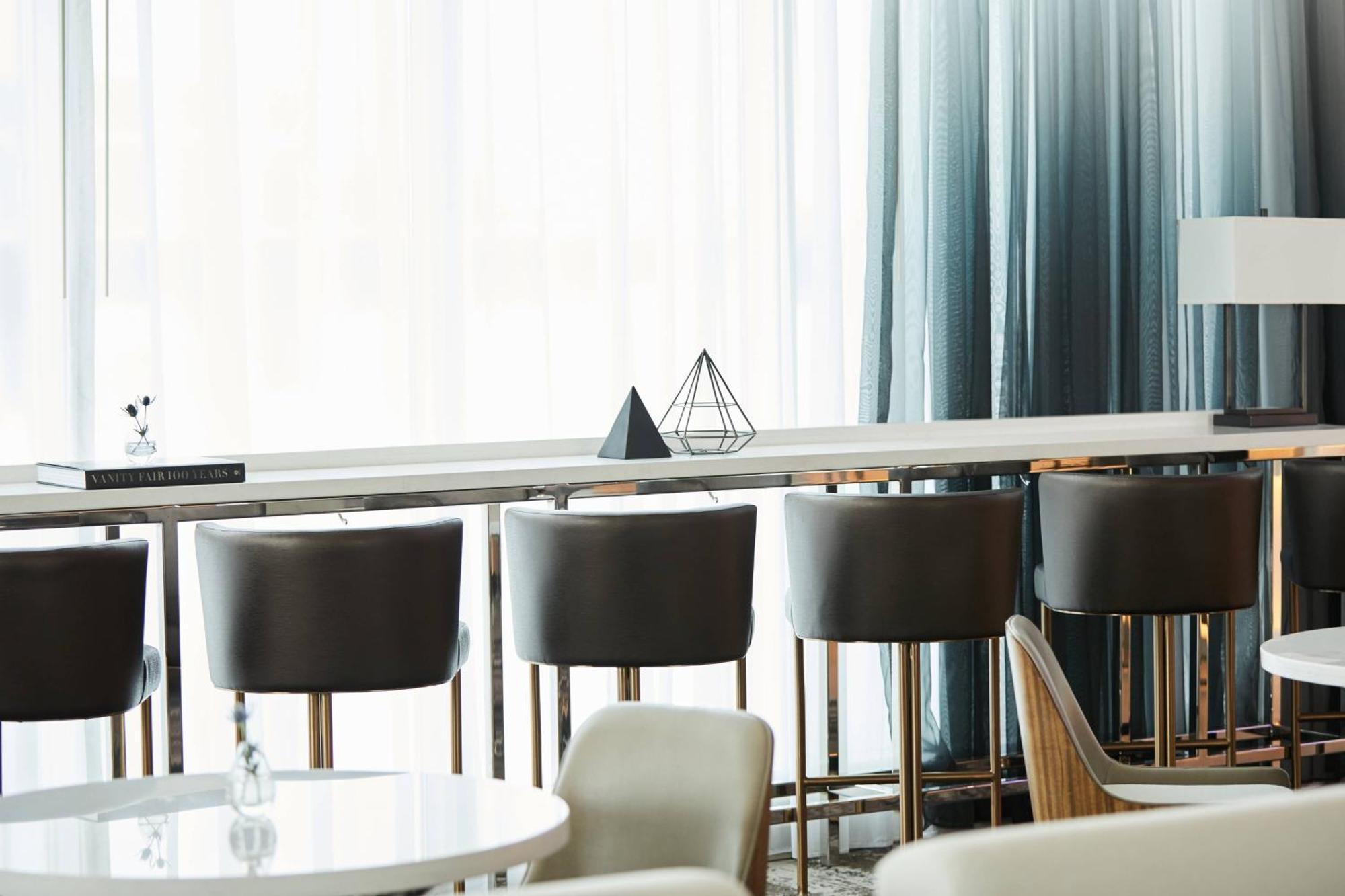 Ac Hotel By Marriott Raleigh North Hills Екстериор снимка