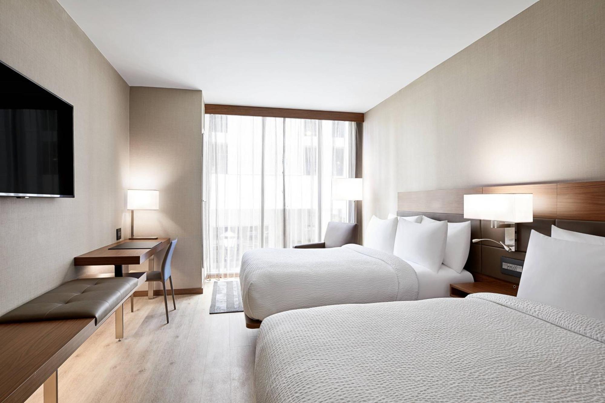 Ac Hotel By Marriott Raleigh North Hills Екстериор снимка